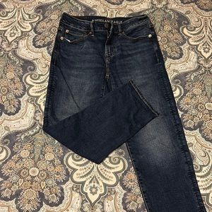 Mens American Eagle jeans 28x28 athletic straight style, like new!
